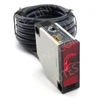 Retroreflective photoelectric switch E3JK-DS70M1 12-24VDC 5 wires Sensing distance 70cm