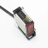 Retroreflective photoelectric switch E3JK-DS70M2 12-24VDC 5 wires Sensing distance 70cm